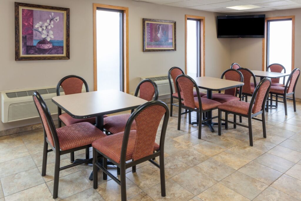 Breakfast room at the Michigan City hotel